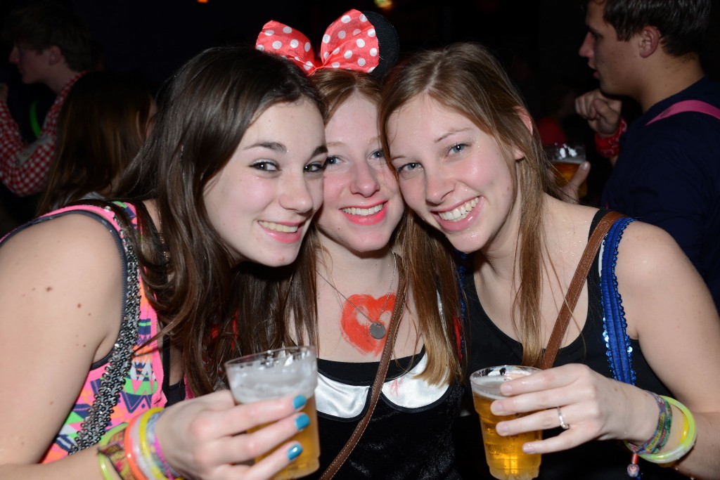 ../Images/Jubileum feest 5x11 548.jpg